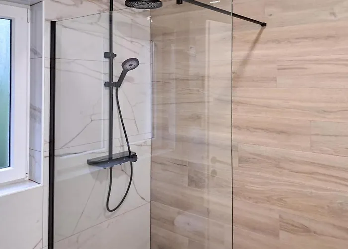 Appartement Stunning In With Wifi